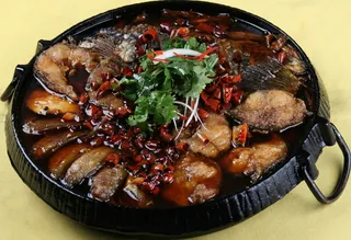 14 干锅鲶鱼1-乡村小镇