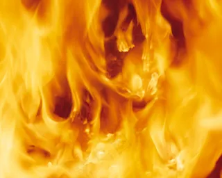 红色火焰在跳动