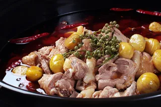 XCXC0170板栗烧鸡