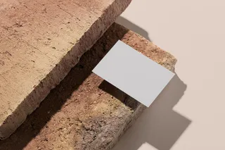 石块背景单面高档轻奢名片样机