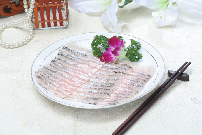 生灼原汤鱼