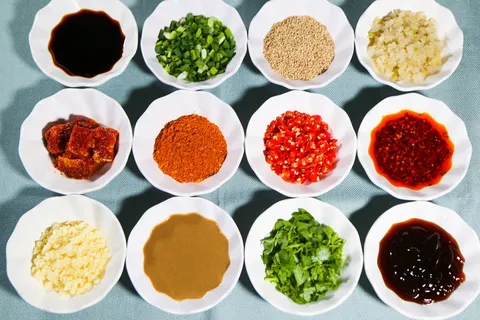 调味料火锅配料美食调味品辣椒酱葱姜蒜