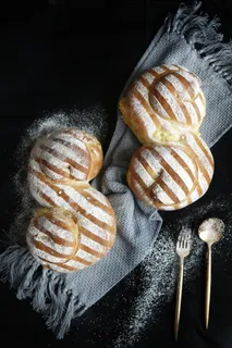 蛋糕店小蛋糕慕斯美食甜品图片