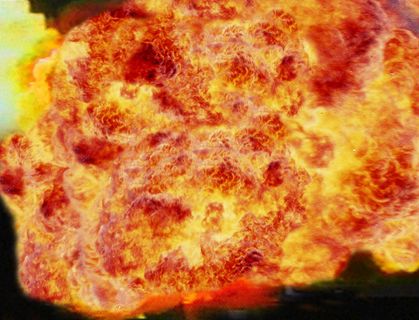 爆炸烈火火团 爆炸烈火火团