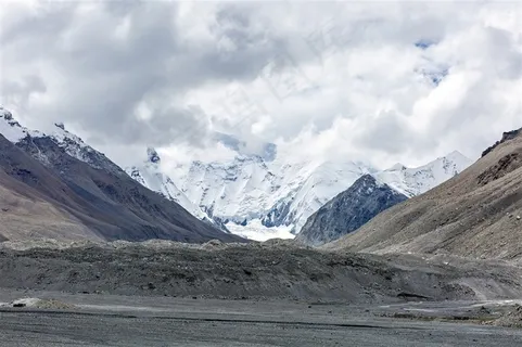 西藏珠穆朗玛峰风景素材 西藏珠穆朗玛峰风景素材