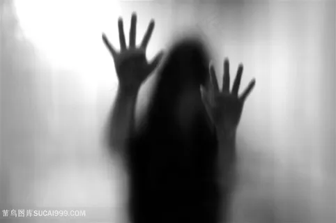 恐怖片创意概念广告高清图片