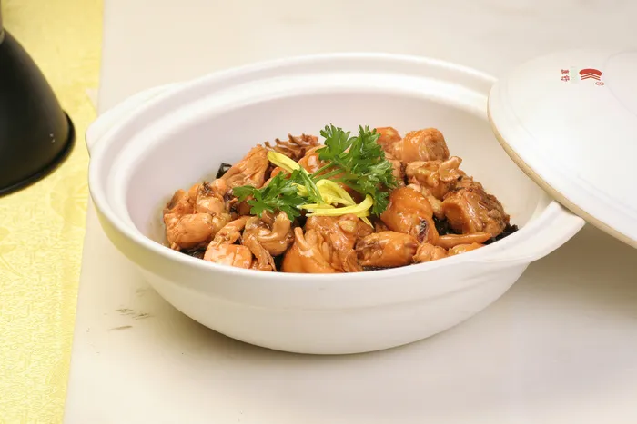 37砂锅嫩滑鸡 -南粤渔村