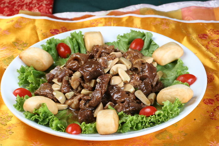 腊八蒜烧牛肉22元