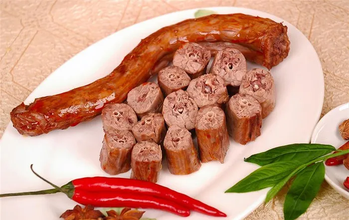 美食卤鸭脖