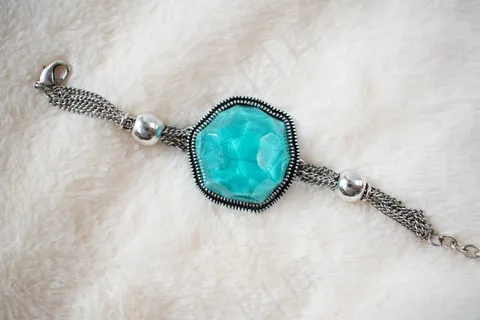 蓝色宝石手链图片