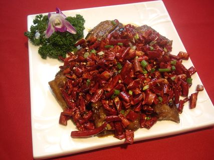 0711c-660老干妈烧带鱼