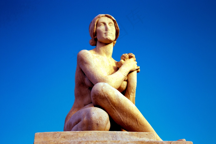 妇女石头雕像图片