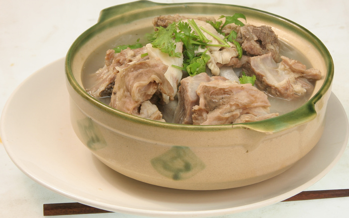 萝卜羊排25元