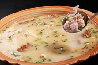 面汤鱼头煨鱼籽 (4)