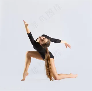 练习舞蹈的舞者高清图片