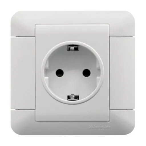 电源插座 PNG免抠(566x566)