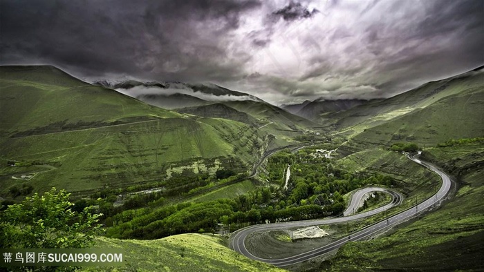 山脉树林道路风景画壁纸