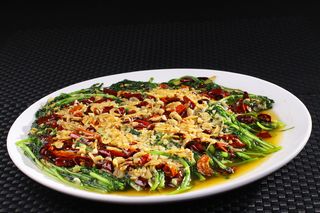 R02416虾皮煎茼蒿 (1)