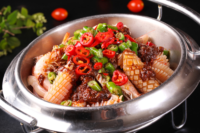 干锅鱿鱼虾 (1)