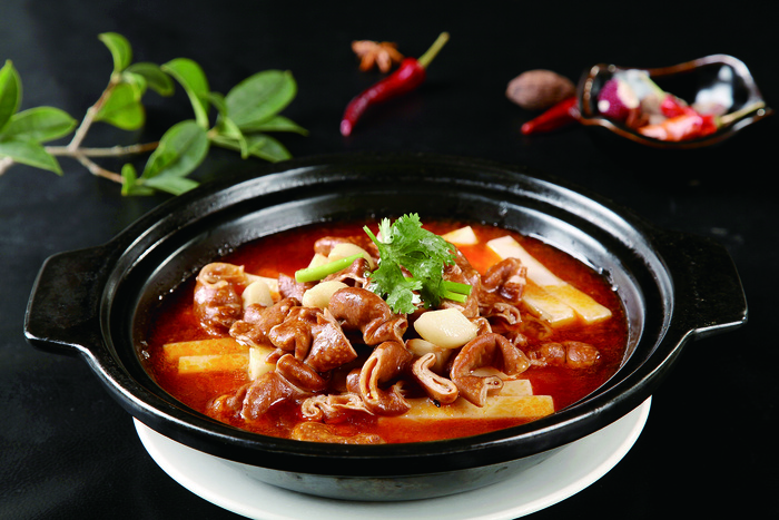 干锅美食焖锅湘菜麻辣香辣纸锅干锅肥肠 