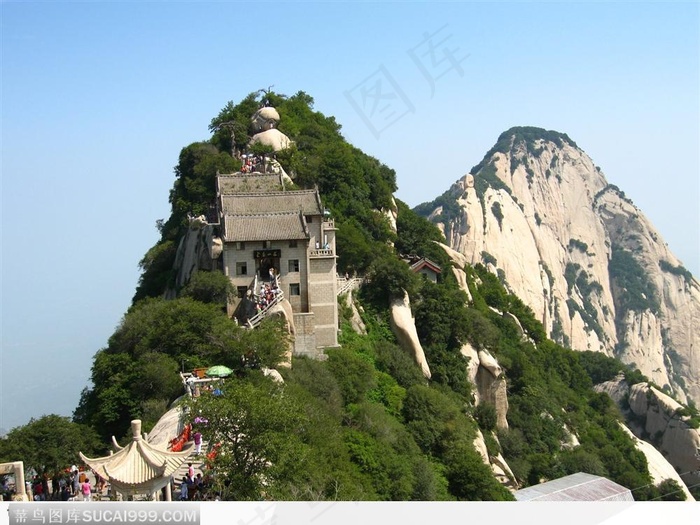 华山-高耸的北峰