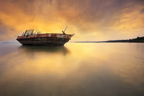 唯美的船舶码头景色图 唯美的船舶码头景色图