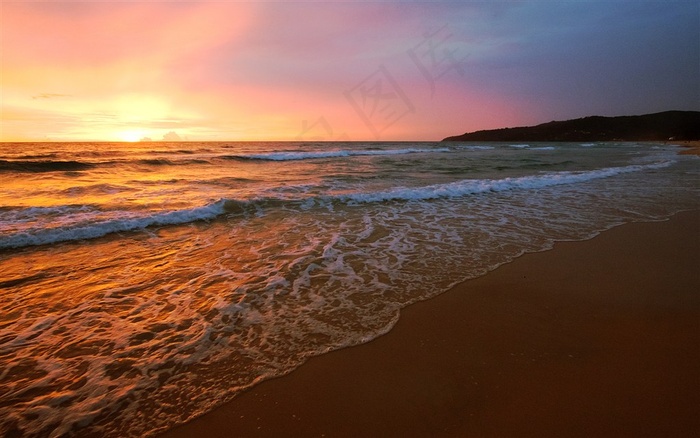 夕阳黄昏沙滩海景风景画