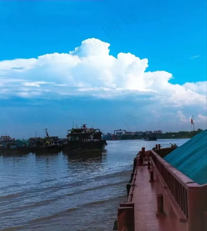 长江上的风景