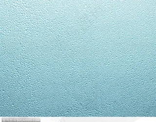 淡蓝色底板上密集的水珠