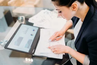 开心工作的白领精英高清图片