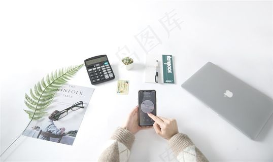 商务办公室工作场景