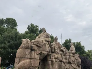城市雕像丝绸之路