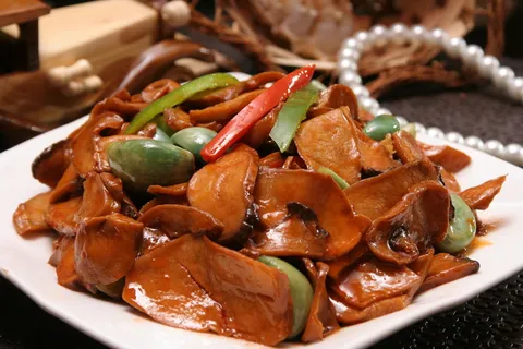 醋蒜红煨杏鲍菇22元