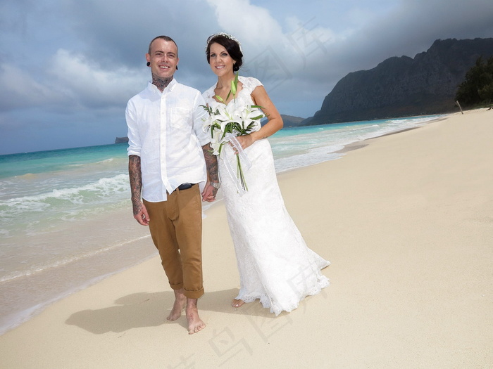 欧美婚纱唯美海边图片
