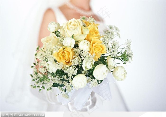 婚礼物语-新娘前的花束