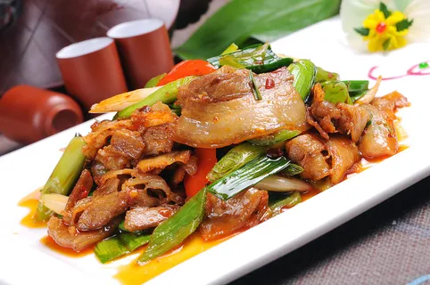 香干回锅肉 香干回锅肉