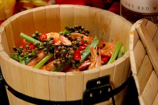 13  川渝竹筒虾-老四川美食城