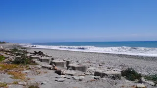 蓝色海边白色海浪海滩