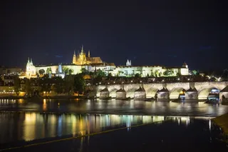 布拉格建筑夜景图片