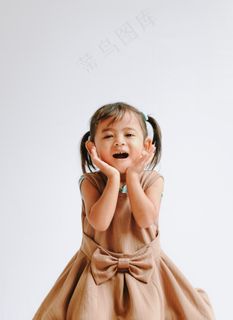 清新唯美可爱的女孩摄影图片