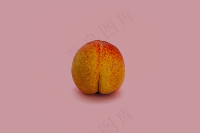 黄桃水果图片