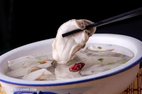汤生蚝炖豆腐 汤生蚝炖豆腐
