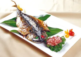 0911LCH-641碳烧青鱼