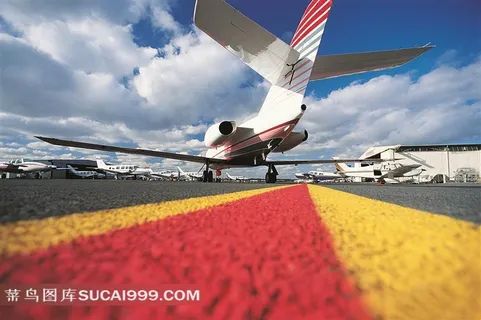 高清飞机场航空飞机图片