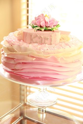 粉色系蛋糕图片