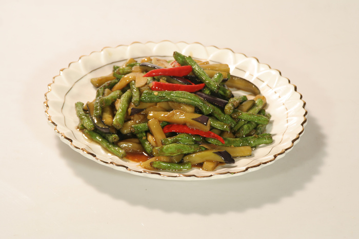 33 豆角烧茄子-六合庄