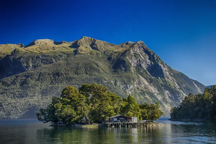 新西兰山水棚屋风景图片
