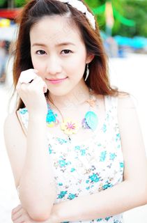 高清甜美刘美含图片