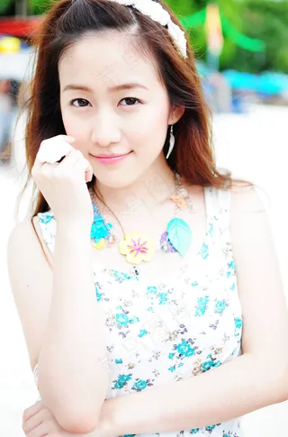 高清甜美刘美含图片