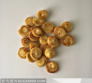 若干曲奇放在一堆